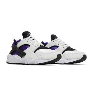 W NIKE AIR HUARACHE OG “PURPLE PUNCH”